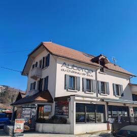 Auberge du château de Joux，位于La Cluse et Mijoux的酒店