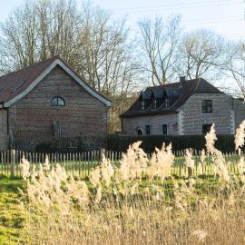 Broekemmolen - Nature getaway & green spot，位于比尔曾的酒店