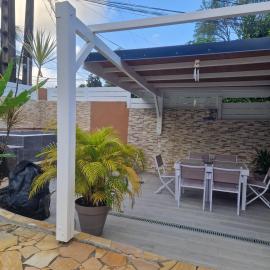 Bungalow Colibris de MEDi，位于戈亚夫的酒店