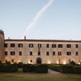 Castello del Calcione，位于卢奇尼亚诺的酒店