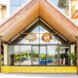 Chessington Resort Hotel，位于切辛顿的酒店