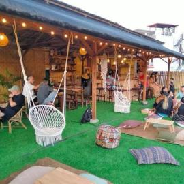 Casa Luntian Lodge and Cafe，位于波尔多·格尼拉的酒店