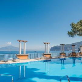 Grand Hotel Europa Palace Sorrento，位于索伦托的酒店