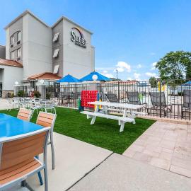 Sleep Inn & Suites Rehoboth Beach，位于柏斯海滩的酒店