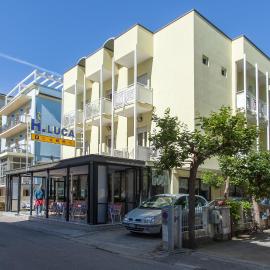 Hotel Luca，位于巴尔韦德的酒店