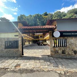 Pousada Recanto do Alto de Teresópolis，位于特雷索波利斯的酒店
