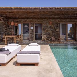 Pētra Tinos，位于Tzádhos的酒店