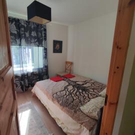 Vormsi ohvitseride maja korter nr 7，位于Hullo的酒店