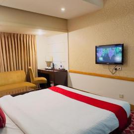 West Park Inn，位于达卡的酒店