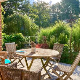 Family home, green surroundings, 10 min from Brussels，位于奥纲赖泽的酒店