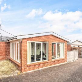 8 person holiday home in Ulfborg，位于乌尔夫堡的酒店