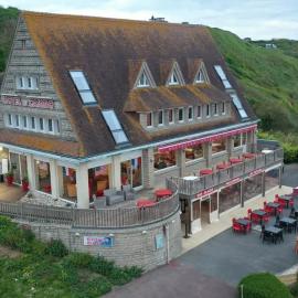 Logis Hotel Du Casino Restaurant Le Mathelia，位于滨海维耶维尔的酒店