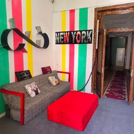Colors Hostel，位于第比利斯的酒店