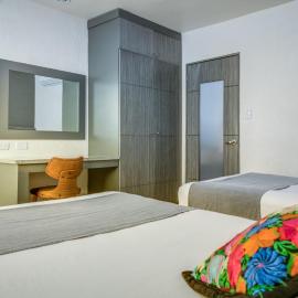 Homesuites Rotarismo，位于库利亚坎的酒店