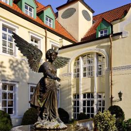 Parkhotel Engelsburg - 4 Sterne Superior，位于雷克林豪森的酒店