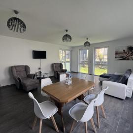 Appartement Neugasse de Luxe - Komfort & Stil inklusive，位于巴特坎贝格的酒店