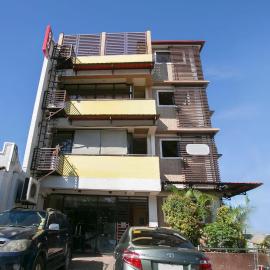 Rjat Guesthouse，位于Biñan的酒店
