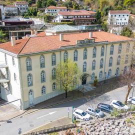 Hotel Apartamentos Geres Ribeiro，位于吉尔斯的酒店