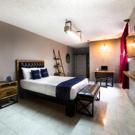 Capital O Hotel Diez，位于塞拉亚的酒店