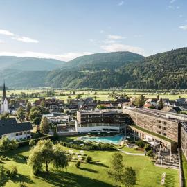 Falkensteiner Hotel & Spa Carinzia l 4 Star Superior，位于特洛普拉赫的酒店