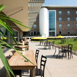 Aiden by Best Western JHD Dunant Hotel,位于卡斯蒂廖内德莱斯蒂维耶雷的酒店