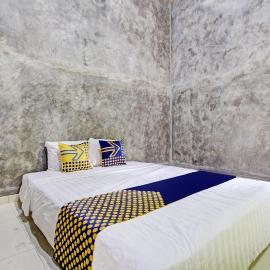 Hotel O Agus Kostel SyariahNearWisata Agro Jollong,位于Gembong的酒店