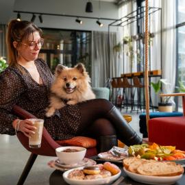 Moxy Paris Val d'Europe，位于蒙泰夫兰的酒店