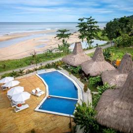 Three Queen Villa and Homestay，位于怀卡布巴克的酒店