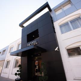 Hotel Sun Loznica，位于洛兹尼察的酒店