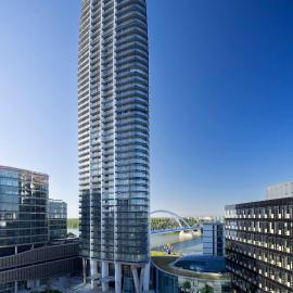 Eurovea Tower Apartment free Parking，位于布拉迪斯拉发的酒店