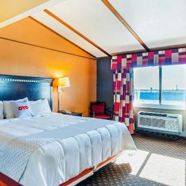 Travelodge by Wyndham Dodge City KS，位于道奇城的酒店