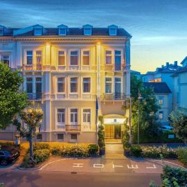 Komfort Hotel Am Kurpark,位于巴特洪堡的酒店