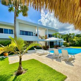 La Curadiña - Encuentro Surf Hotel，位于喀巴里特的酒店