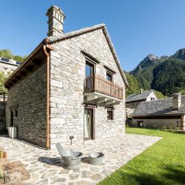 Baita Heidi - Villaggio dei Crodini，位于克罗多的酒店