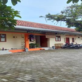 Hotel O Wulan Homestay 2 Syariah，位于直葛的酒店