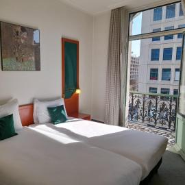 Hotel Le Dome,位于布鲁塞尔的酒店