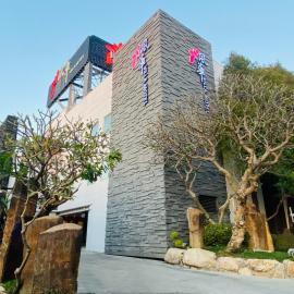 Orient Luxury Villa Motel，位于虎尾镇的酒店