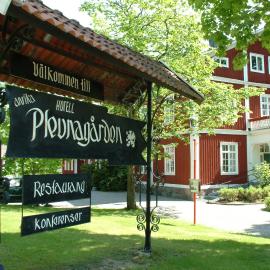 Hotell Plevnagården，位于Malmköping的酒店