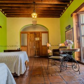 Hotel Casa del Refugio，位于帕茨库卡罗的酒店