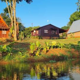 Cabañas Ñangapiry，位于Puerto Esperanza的酒店