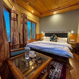 Zaltak Guest House and Hostel，位于列城的酒店