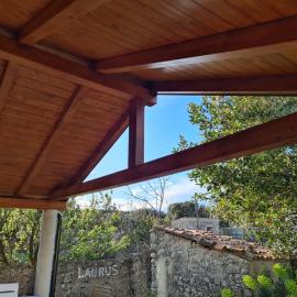 Tiny House Laurus - Stivan, Cres - 900 m to Merascica beach，位于Štivan的酒店