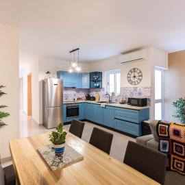 Quiet Traditional Stay - Rabat 3-Bedroom Apartment，位于拉巴特的酒店