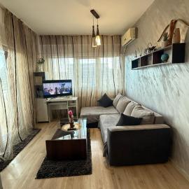 Apartament Karina，位于Dudu的酒店