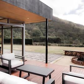 Woodbridge Hill Country Escape，位于Woodbridge的酒店