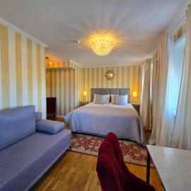 Vänerport Lakefront Hotell，位于玛丽斯塔德的酒店