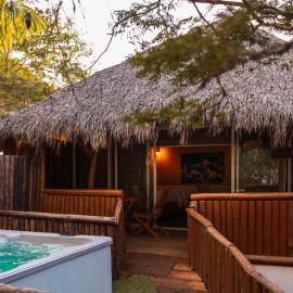 Palm Valley Cabins，位于马萨特兰的酒店