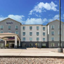 Spark by Hilton Selma，位于Selma的酒店