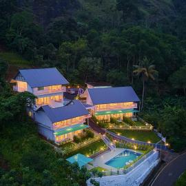 Ice Mist Pool Resort Munnar by VOYE HOMES，位于蒙纳的酒店