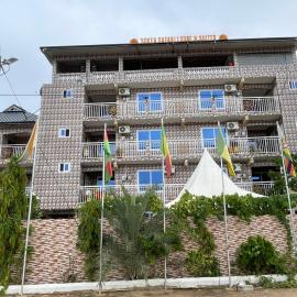 Sokea Safari Lodge And Suites,位于Kasoa的酒店